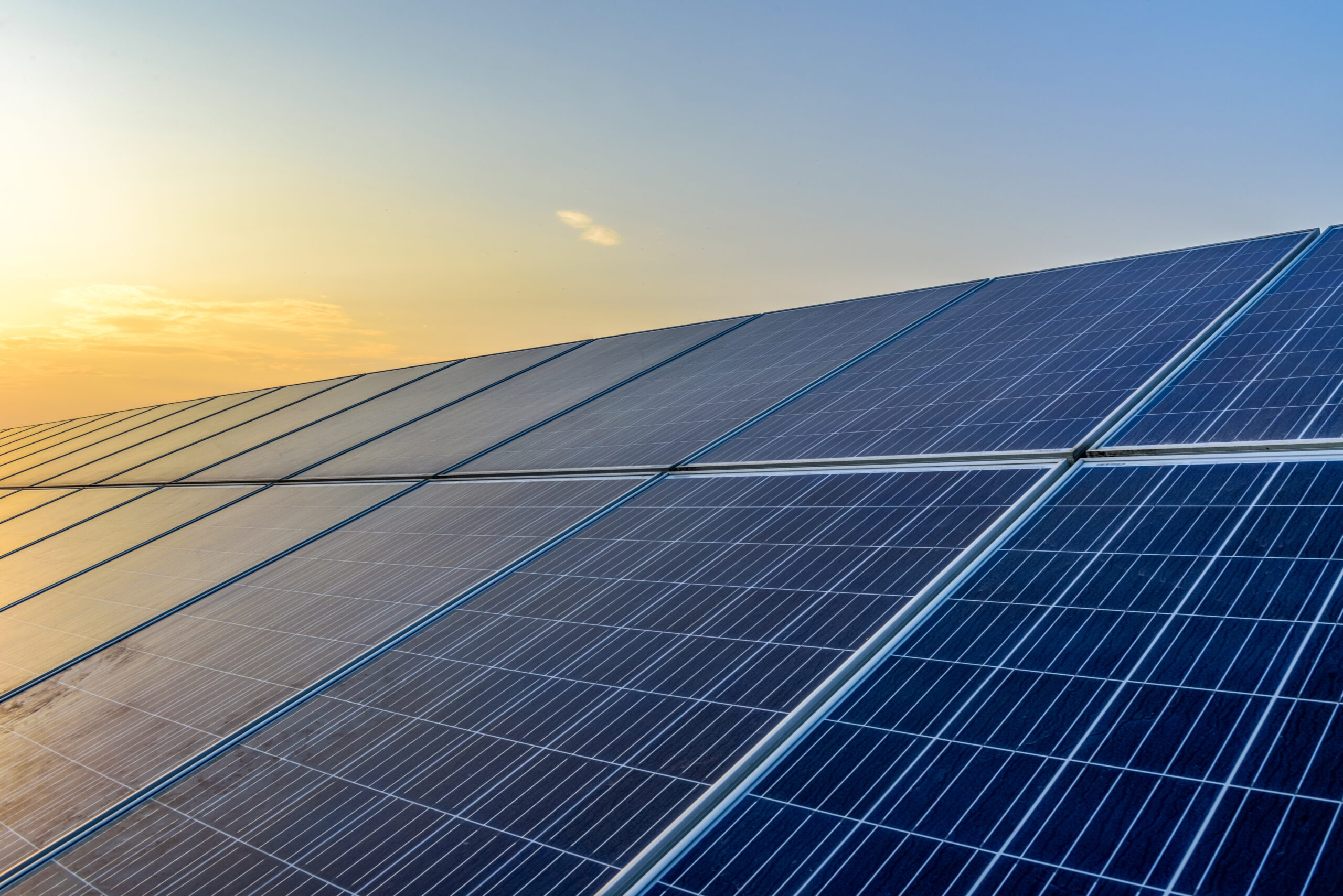 Grid-Tied Vs. Off-Grid Systems: Navigating Solar Power Choices